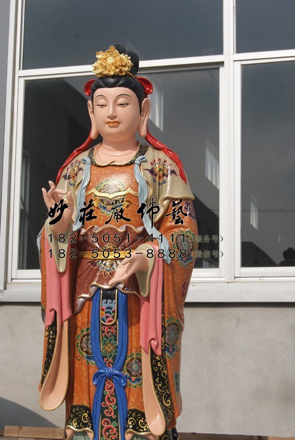 日宮天子側麵實拍圖